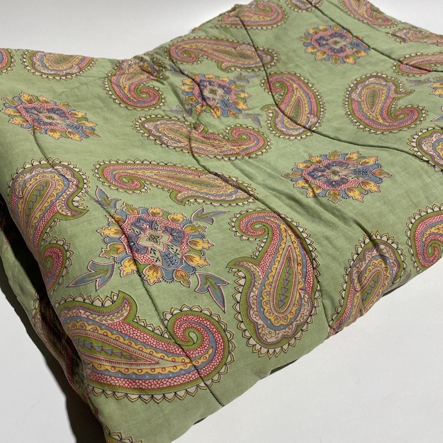 QUILT, 1970s Green Paisley